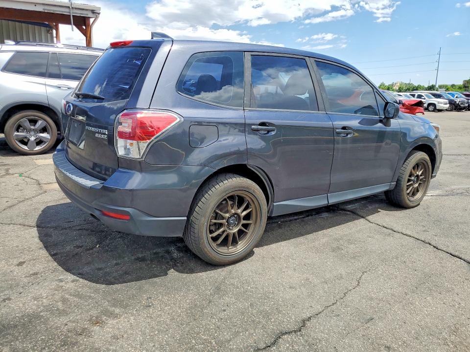 2017 Subaru Forester მანქანა იყიდება აუქციონზე, vin: JF2SJAAC1HG491848, აუქციონის ნომერი: 60617626