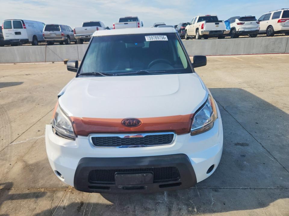 2011 Kia Soul მანქანა იყიდება აუქციონზე, vin: KNDJT2A11B7717239, აუქციონის ნომერი: 59789756