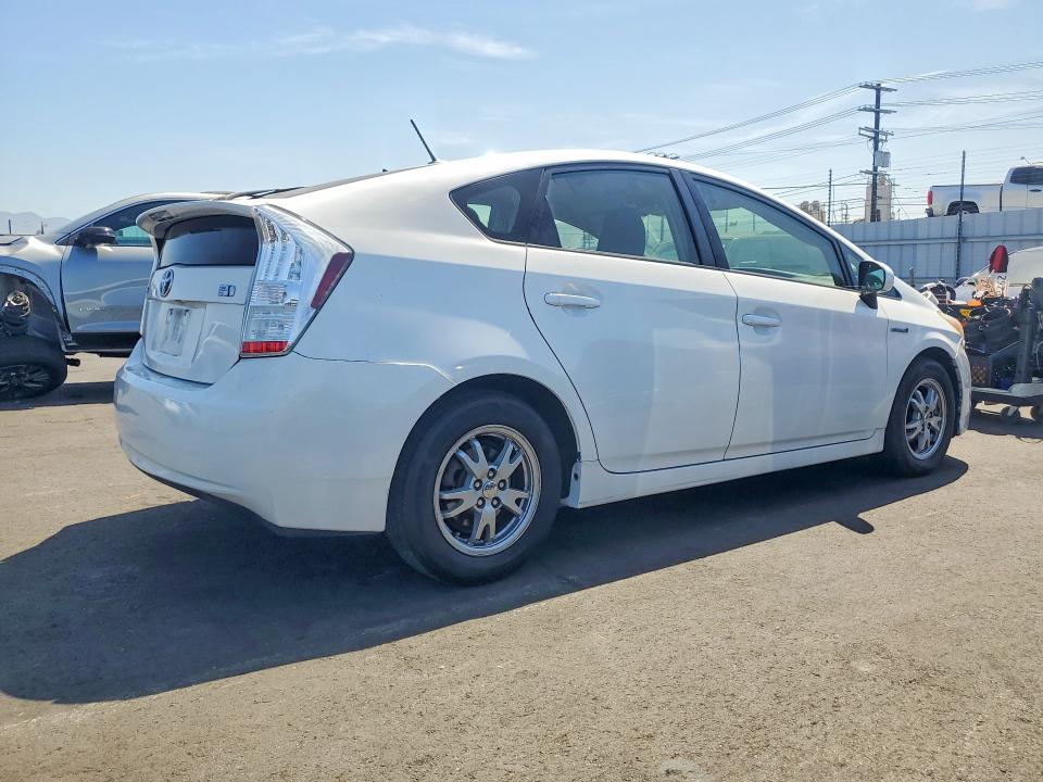 2011 Toyota Prius მანქანა იყიდება აუქციონზე, vin: JTDKN3DU4B1473079, აუქციონის ნომერი: 62481106