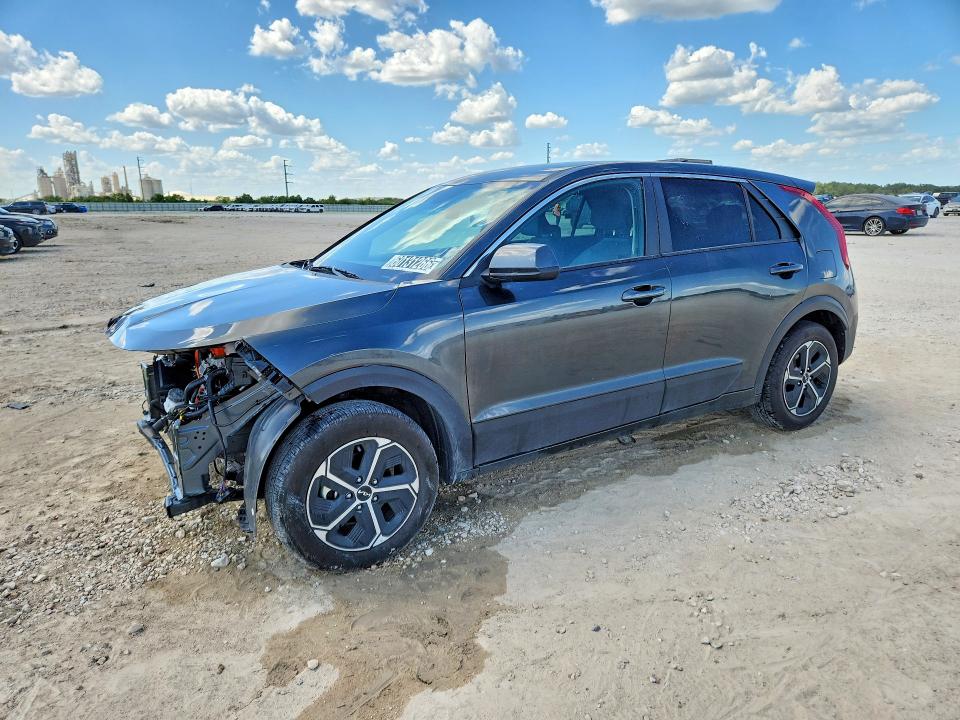 2026 Kia Niro მანქანა იყიდება აუქციონზე, vin: KNDCP3LE8T5329442, აუქციონის ნომერი: 60131266
