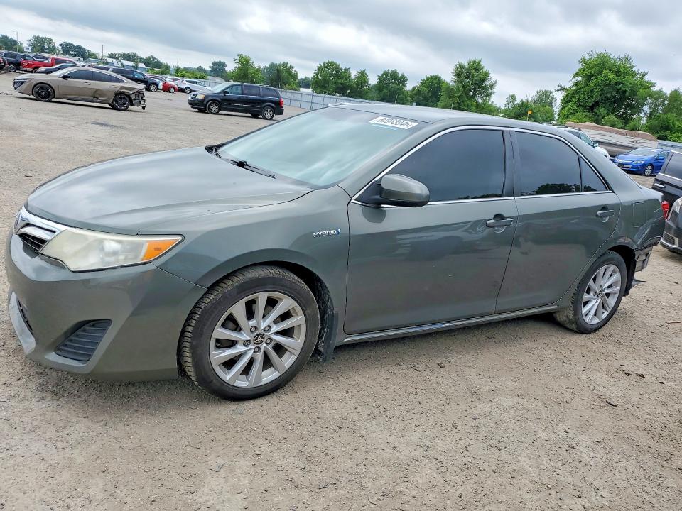 2014 Toyota Camry Hybrid მანქანა იყიდება აუქციონზე, vin: 4T1BD1FK0EU097224, აუქციონის ნომერი: 60963046