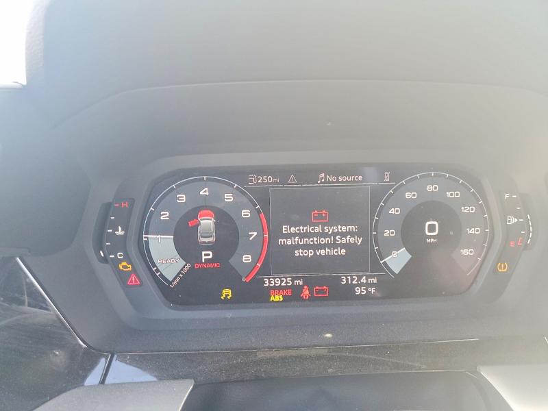 2024 Audi A3 მანქანა იყიდება აუქციონზე, vin: WAUAUDGY1RA067383, აუქციონის ნომერი: 61025666