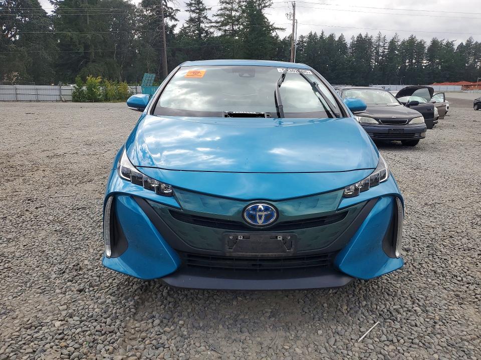 59302006 :رقم المزاد ، JTDKARFP8J3077018 vin ، 2018 Toyota Prius Prime مزاد بيع