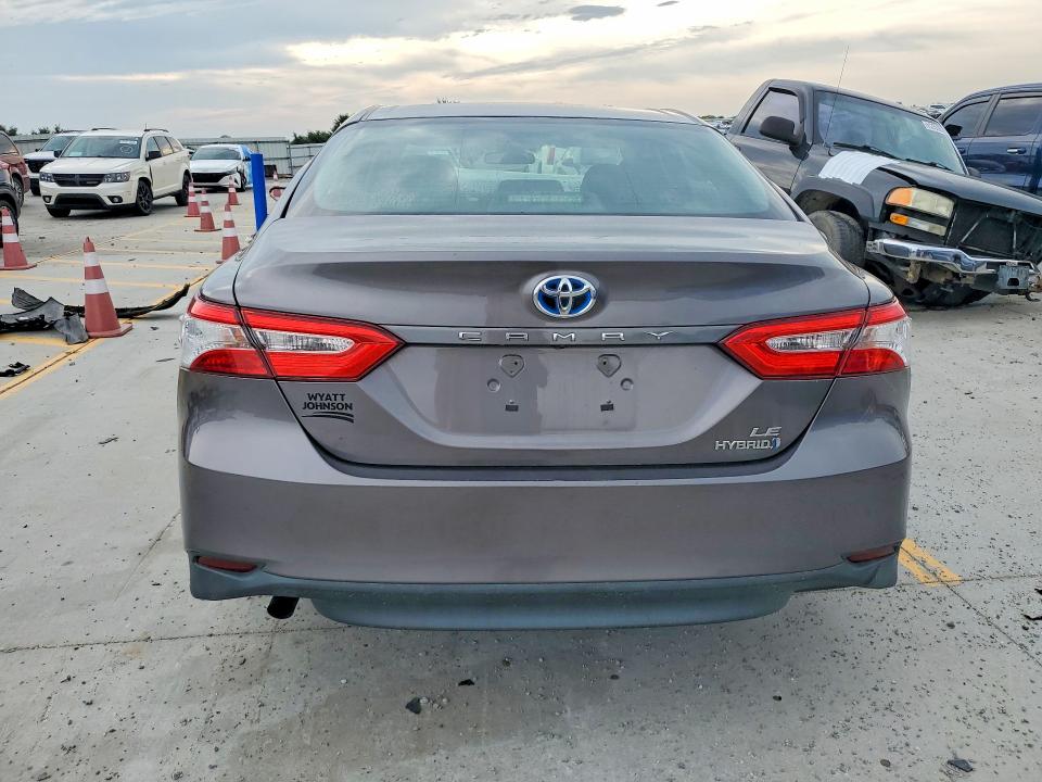 Aukcja sprzedaży 2018 Toyota Camry, vin: 4T1B31HK7JU500013, numer aukcji: 61580106