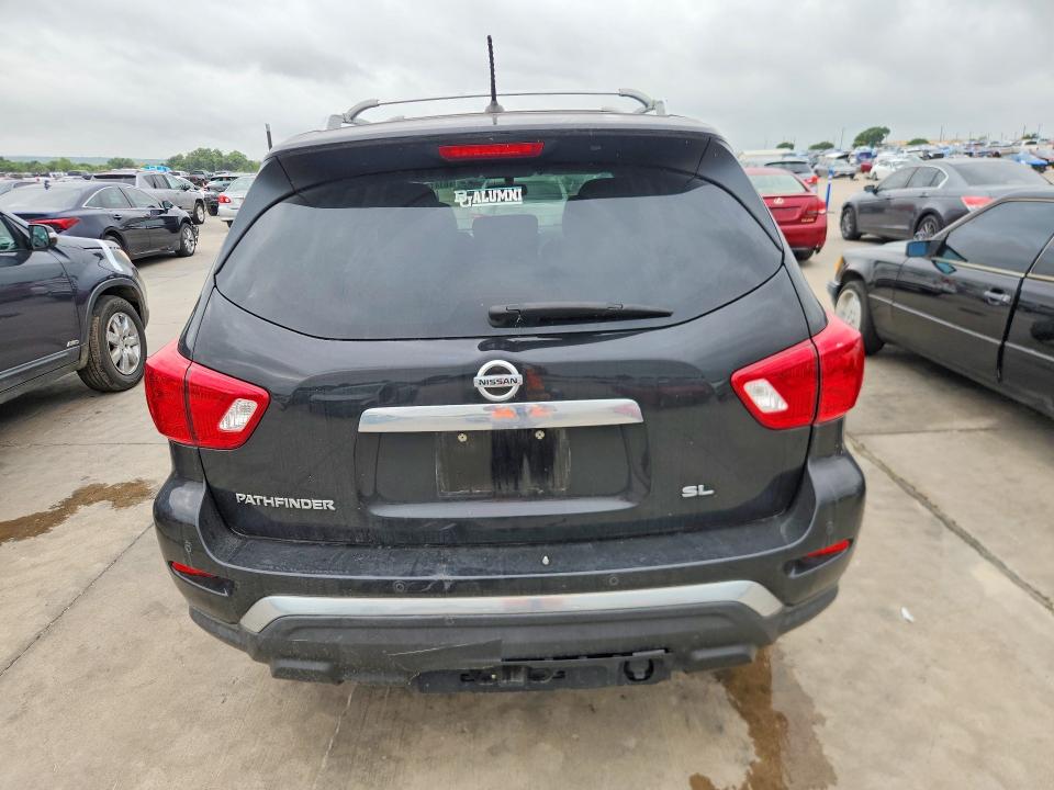 Продажа на аукционе авто 2018 Nissan Pathfinder, vin: 5N1DR2MN7JC621613, номер лота: 61417136