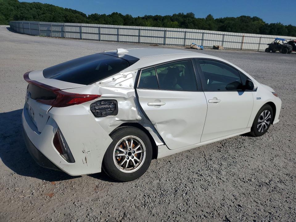 2022 Toyota Prius Prime მანქანა იყიდება აუქციონზე, vin: JTDKAMFP0N3202909, აუქციონის ნომერი: 63204596