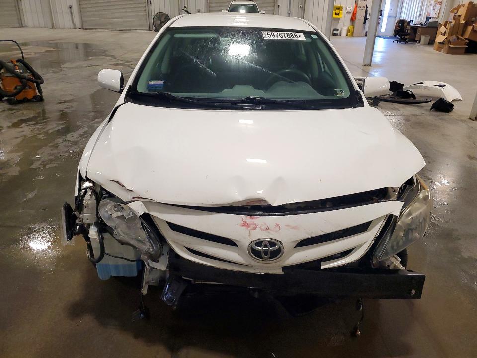 2013 Toyota Corolla მანქანა იყიდება აუქციონზე, vin: 2T1BU4EE2DC990640, აუქციონის ნომერი: 59767886