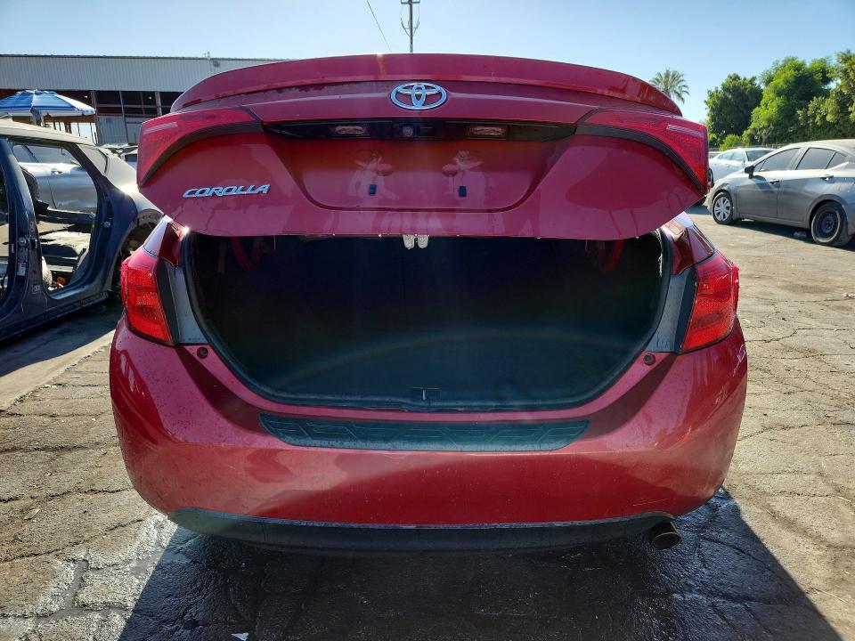 57076436 :رقم المزاد ، 5YFBURHE9KP937195 vin ، 2019 Toyota Corolla مزاد بيع