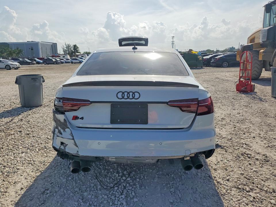 61799556 :رقم المزاد ، WAUB4AF48MA087222 vin ، 2021 Audi S4 مزاد بيع