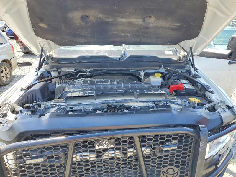 61168596 :رقم المزاد ، 3C6UR5CJ9NG322476 vin ، 2022 Ram 2500 مزاد بيع