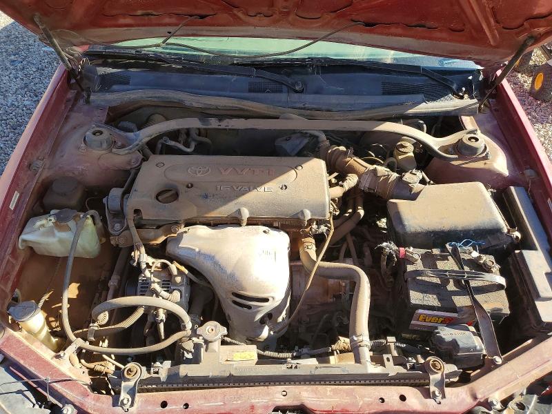 61362636 :رقم المزاد ، 2T1CE22P62C004793 vin ، 2002 Toyota Camry Solara مزاد بيع