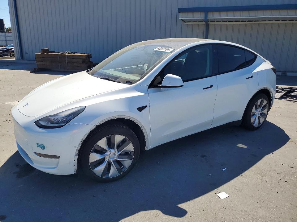 Auction sale of the 2021 Tesla Model Y, vin: 5YJYGDEE0MF243437, lot number: 60062596