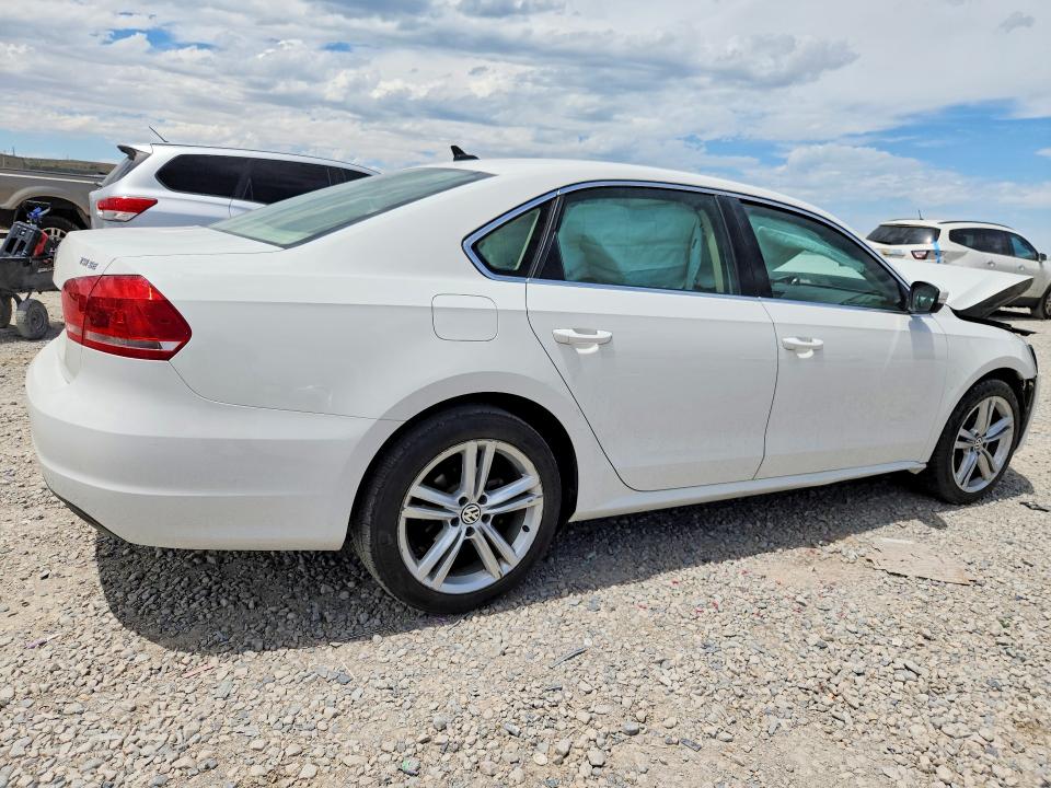 2014 Volkswagen Passat მანქანა იყიდება აუქციონზე, vin: 1VWBS7A3XEC113378, აუქციონის ნომერი: 85447645