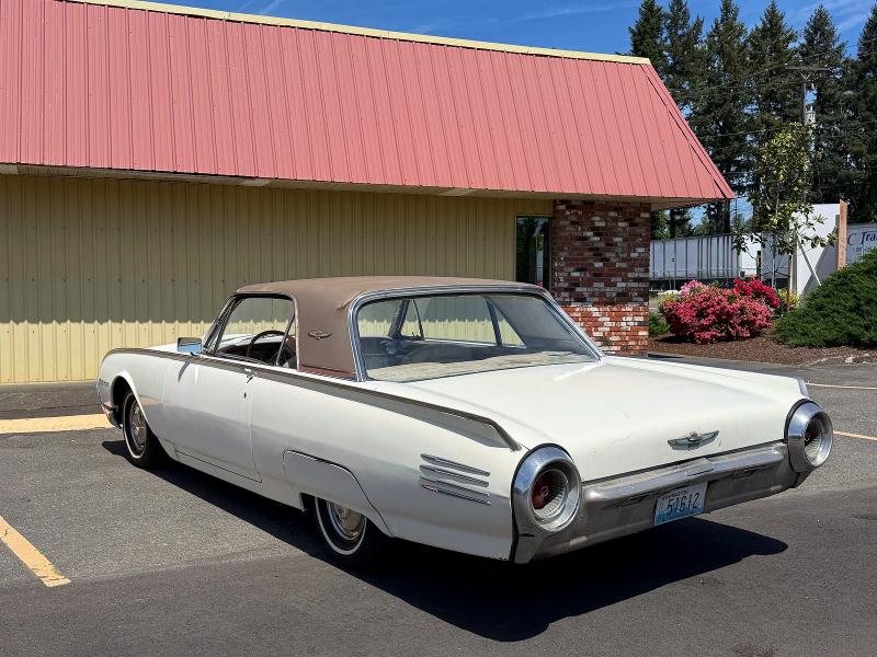 1961 Ford T-bird მანქანა იყიდება აუქციონზე, vin: 1Y71Z139615, აუქციონის ნომერი: 60524036