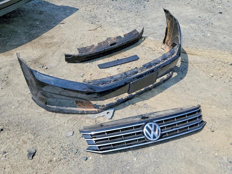 61296386 :رقم المزاد ، 1VWAS7A39GC030636 vin ، 2016 Volkswagen Passat مزاد بيع