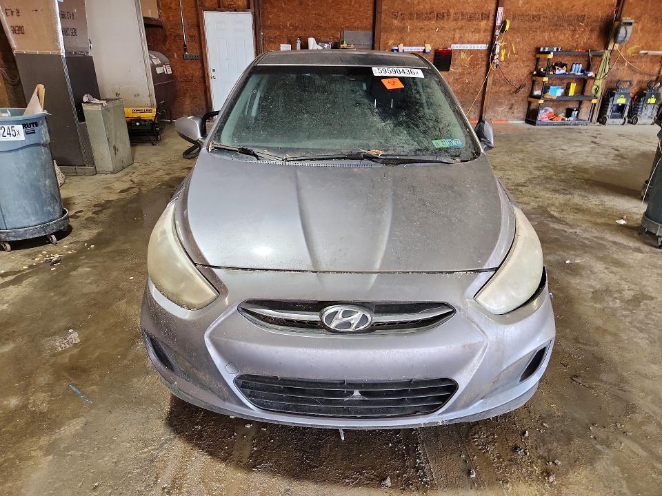 59590436 :رقم المزاد ، KMHCT5AE9FU220861 vin ، 2015 Hyundai Accent مزاد بيع