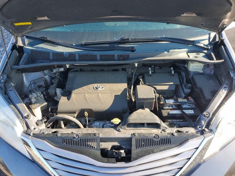 Продаж на аукціоні авто 2015 Toyota Sienna, vin: 5TDYK3DC3FS687323, номер лоту: 62014426