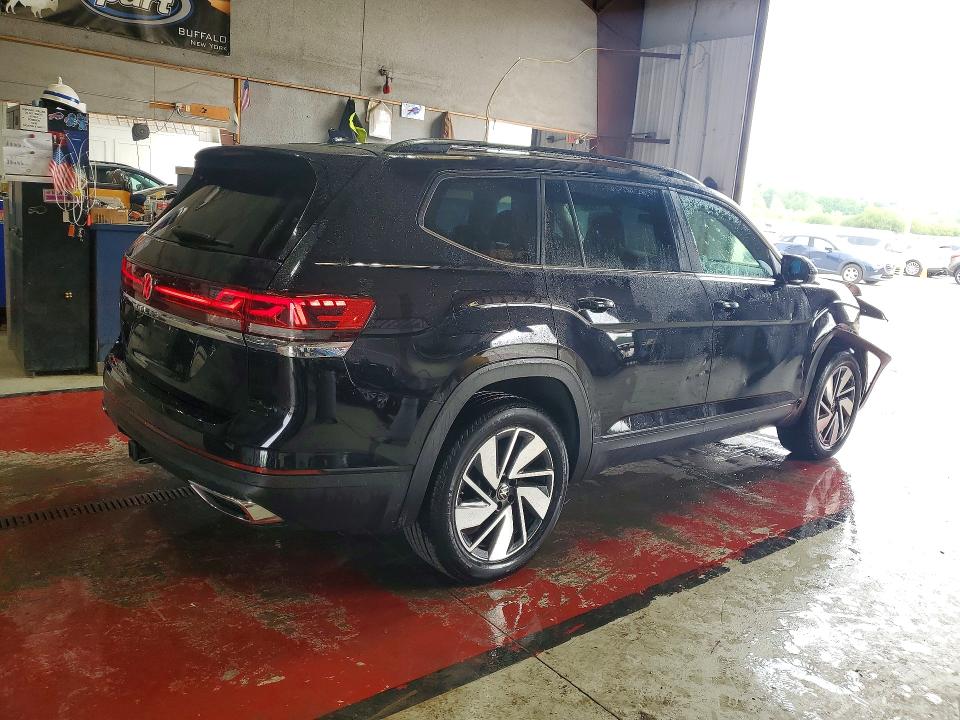 62671776 :رقم المزاد ، 1V2WR2CA7SC526027 vin ، 2025 Volkswagen Atlas مزاد بيع