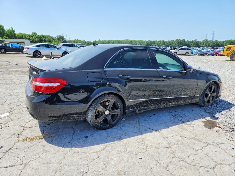 61307346 :رقم المزاد ، WDDHF5GB7AA024013 vin ، 2010 Mercedes-benz E مزاد بيع