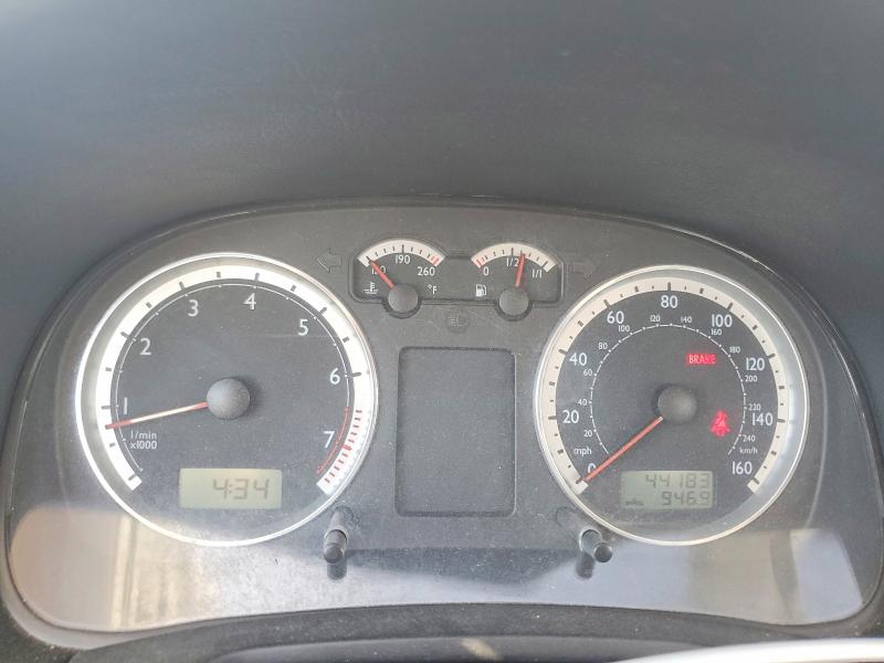 60395556 :رقم المزاد ، 3VWRA69M04M027678 vin ، 2004 Volkswagen Jetta مزاد بيع