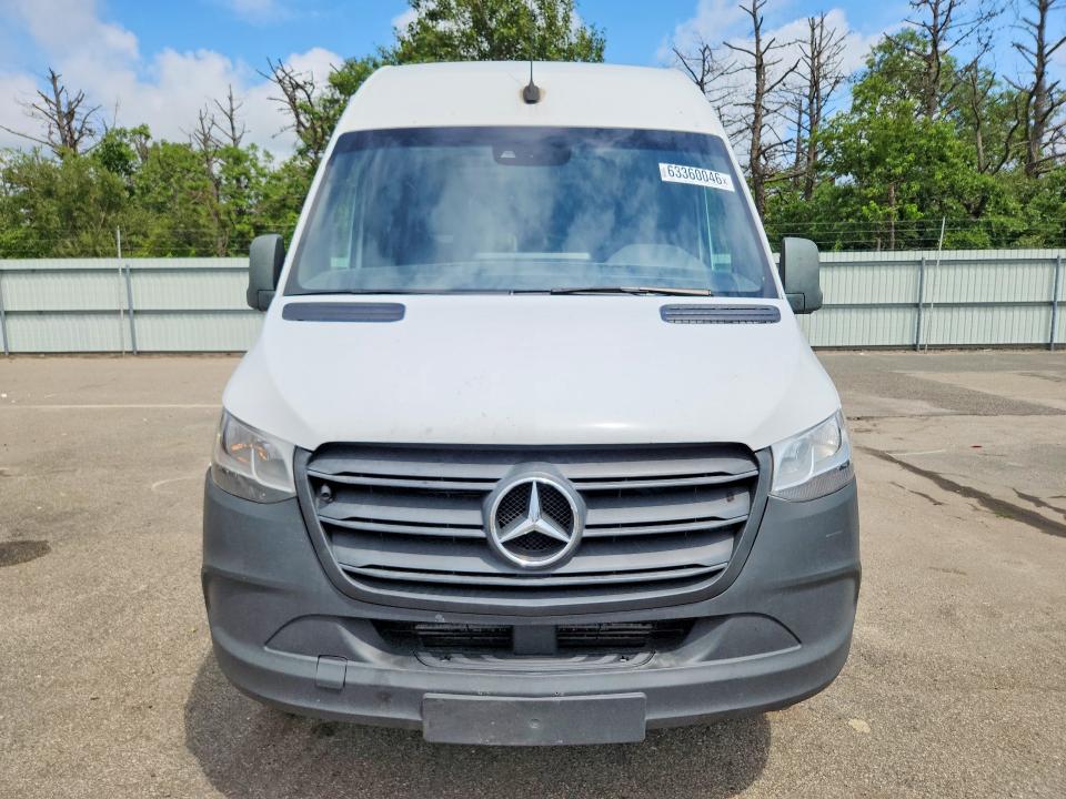 63360046 :رقم المزاد ، W1Y4DCHY6NT084831 vin ، 2022 Mercedes-benz Sprinter مزاد بيع