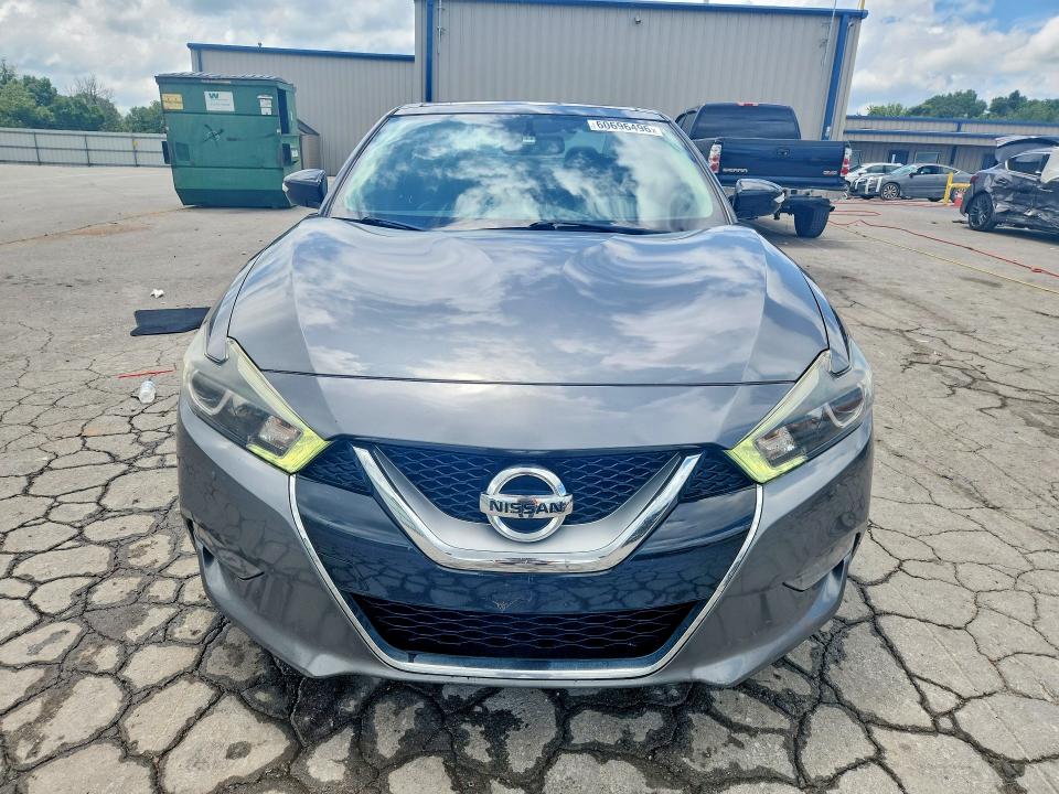 60696496 :رقم المزاد ، 1N4AA6AP9HC364238 vin ، 2017 Nissan Maxima مزاد بيع