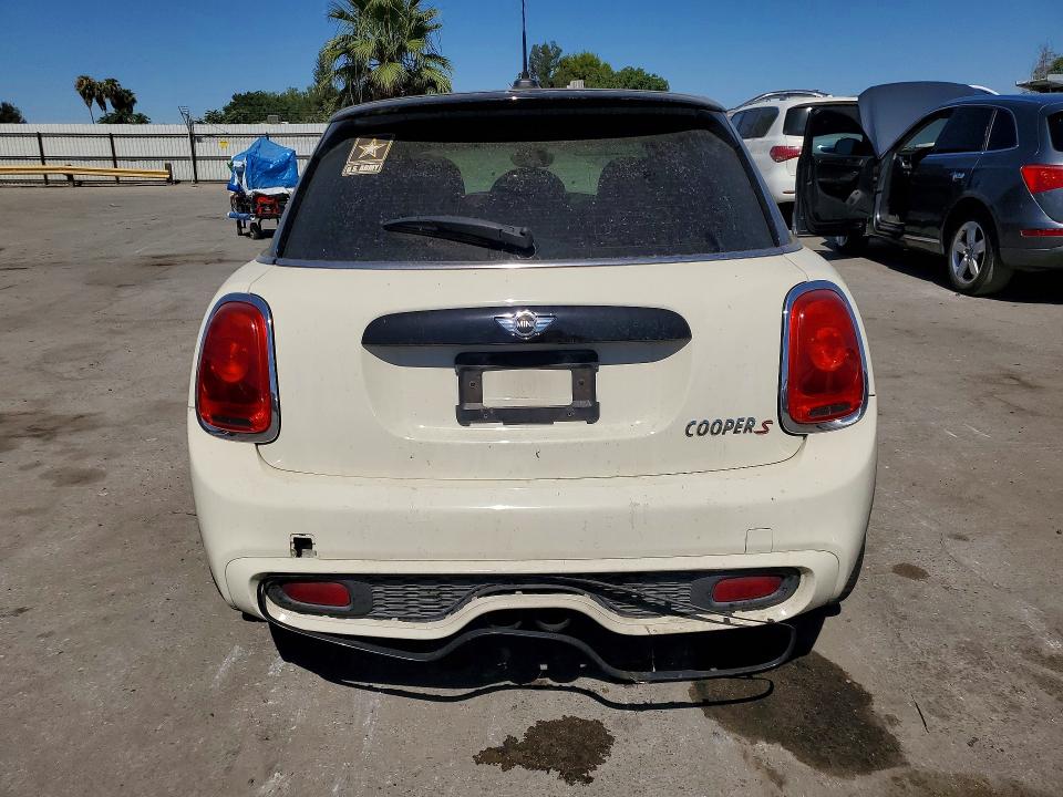 Продажа на аукционе авто 2015 Mini Cooper, vin: WMWXU3C55F2B56205, номер лота: 85972765
