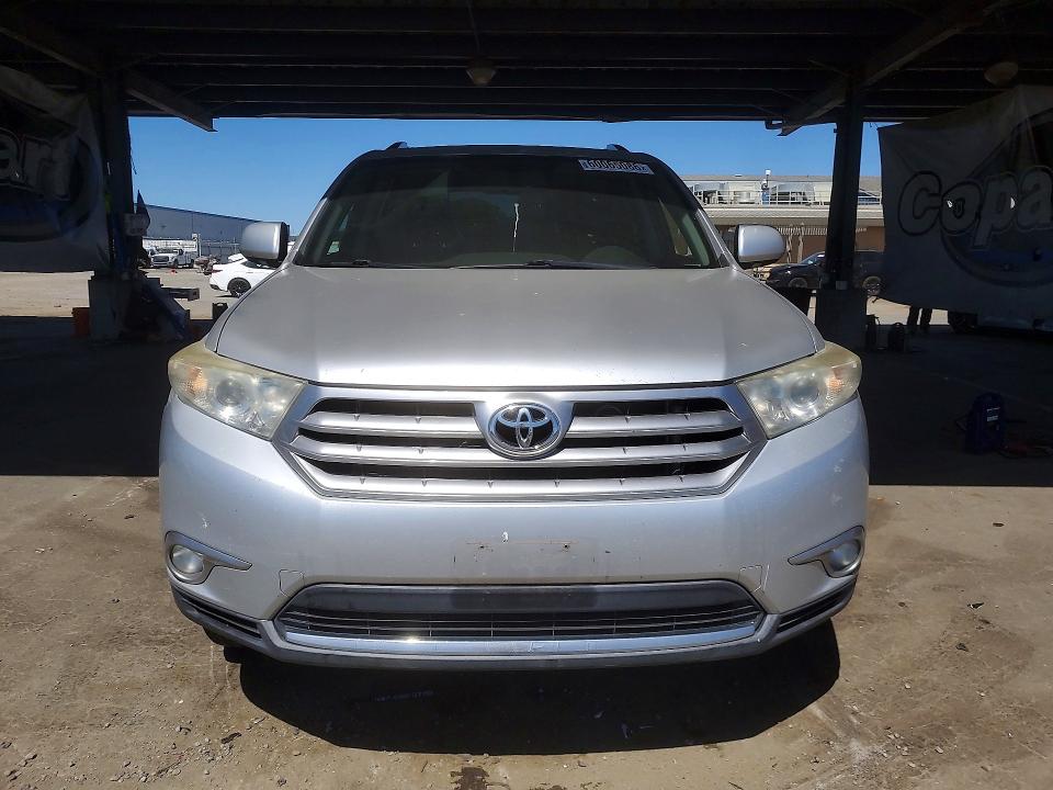 60065086 :رقم المزاد ، 5TDDK3EH2BS060762 vin ، 2011 Toyota Highlander مزاد بيع