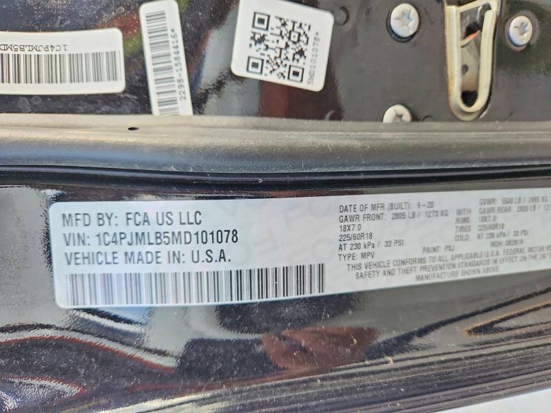 61864586 :رقم المزاد ، 1C4PJMLB5MD101078 vin ، 2021 Jeep Cherokee مزاد بيع