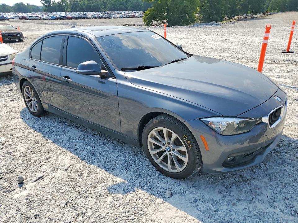 Продаж на аукціоні авто 2017 Bmw 320, vin: WBA8A9C59HK620502, номер лоту: 62778336