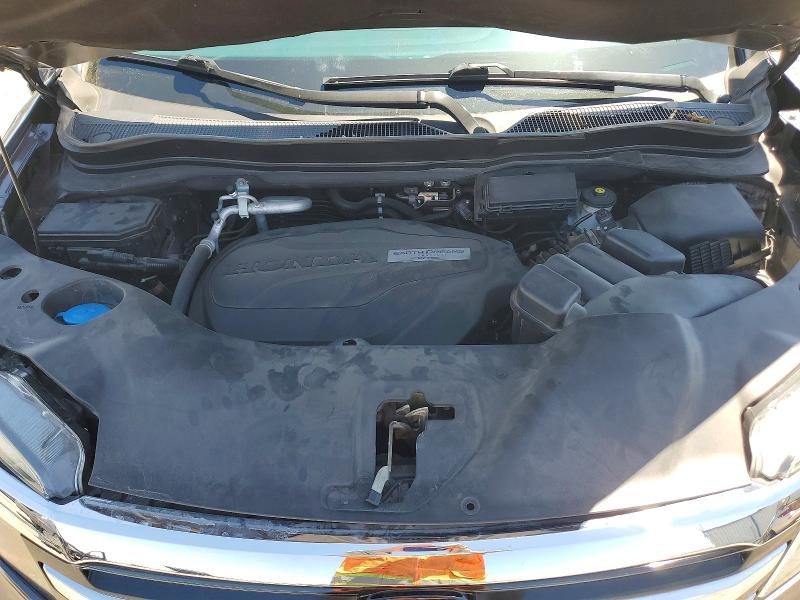 60593726 :رقم المزاد ، 5FNYF6H96JB051772 vin ، 2018 Honda Pilot مزاد بيع
