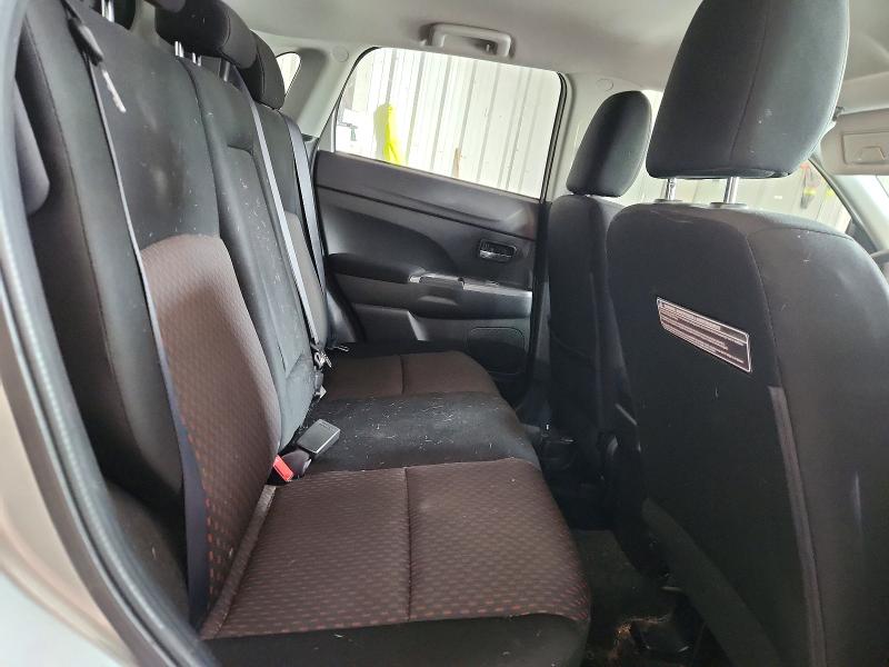 61346716 :رقم المزاد ، JA4AP3AU9JZ013520 vin ، 2018 Mitsubishi Outlander Sport مزاد بيع