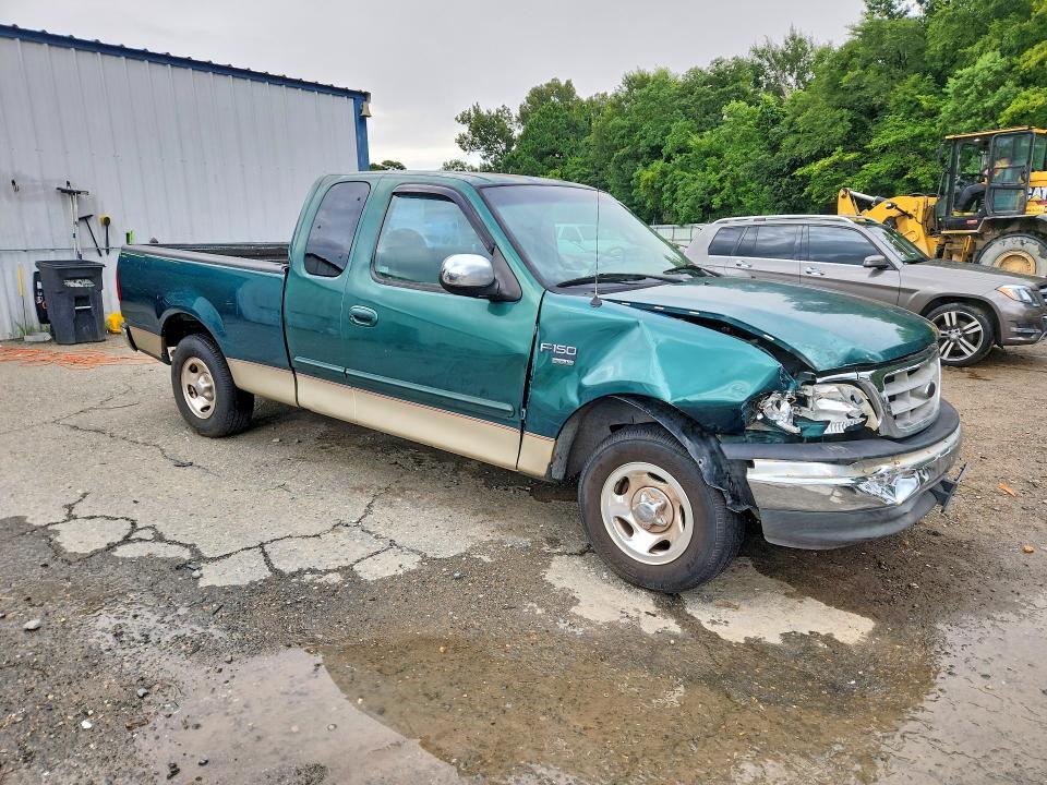 59091676 :رقم المزاد ، 1FTRX17L0YKA32343 vin ، 2000 Ford F150 مزاد بيع