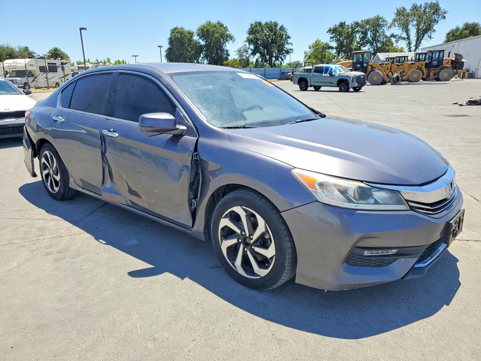 2016 Honda Accord მანქანა იყიდება აუქციონზე, vin: 1HGCR3F80GA007912, აუქციონის ნომერი: 61343816