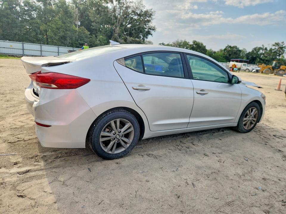 Продажа на аукционе авто 2018 Hyundai Elantra, vin: 5NPD84LF0JH238663, номер лота: 63597726