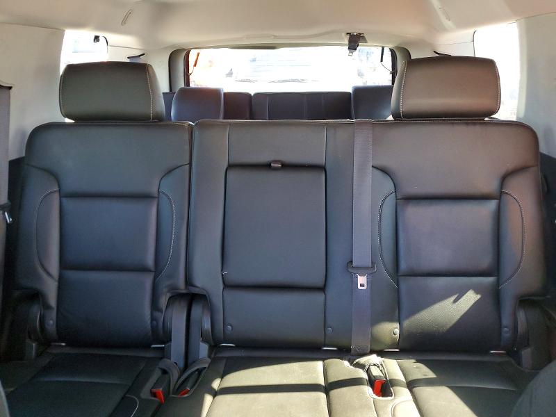 61904766 :رقم المزاد ، 1GNSCBKC0FR727024 vin ، 2015 Chevrolet Tahoe مزاد بيع