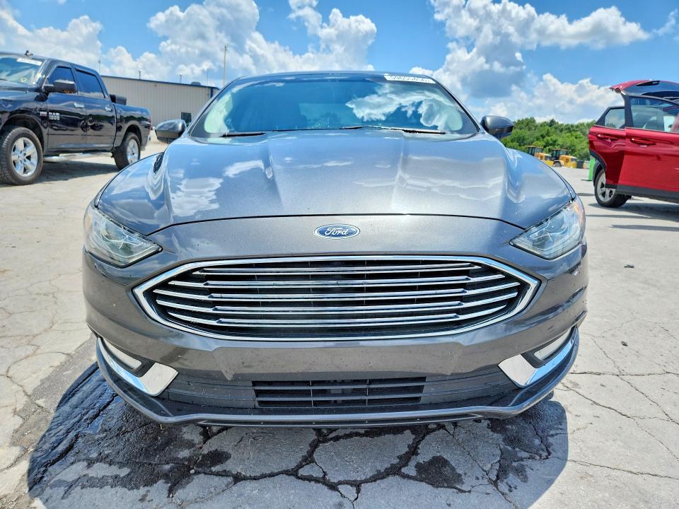 59655456 :رقم المزاد ، 3FA6P0T93HR356167 vin ، 2017 Ford Fusion مزاد بيع