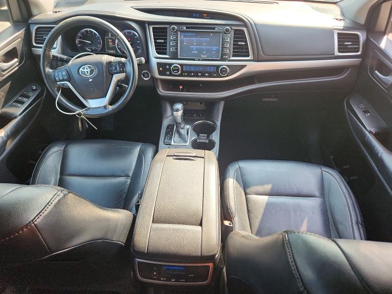 2014 Toyota Highlander მანქანა იყიდება აუქციონზე, vin: 5TDJKRFHXES029526, აუქციონის ნომერი: 62133966