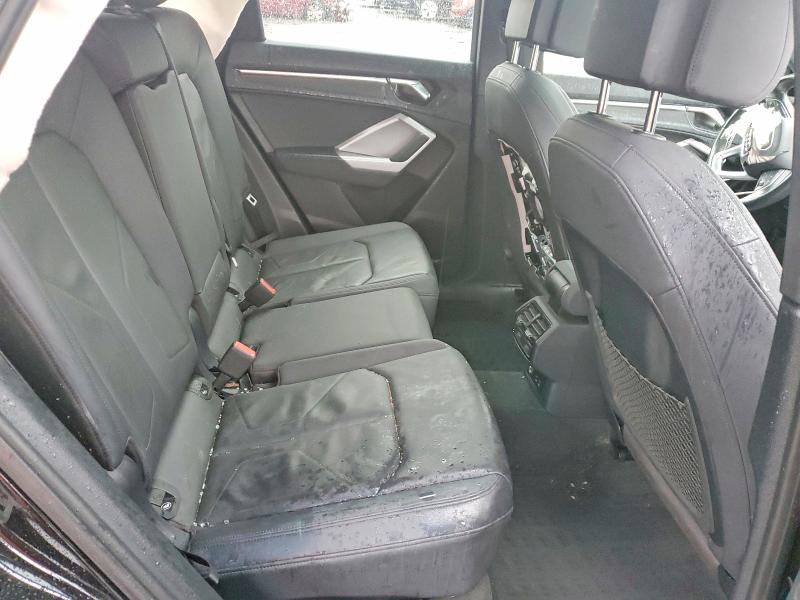59289586 :رقم المزاد ، WA1EECF39M1022759 vin ، 2021 Audi Q3 مزاد بيع