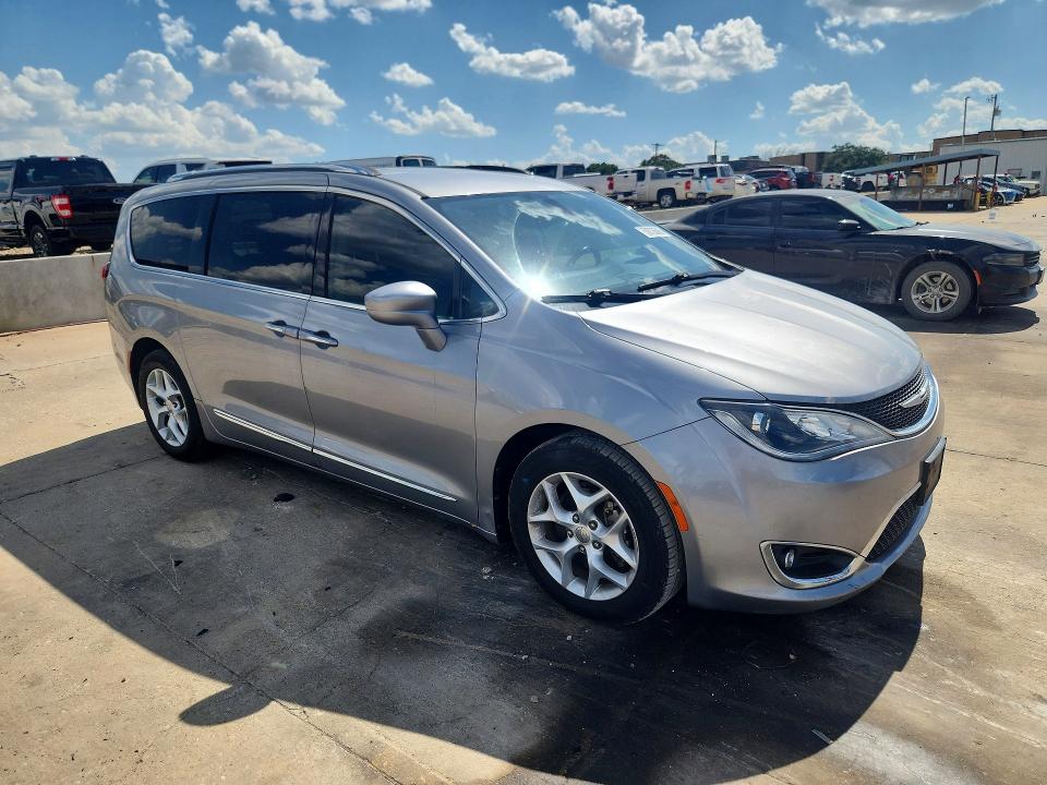 Продажа на аукционе авто 2018 Chrysler Pacifica, vin: 2C4RC1BG3JR219038, номер лота: 59735586
