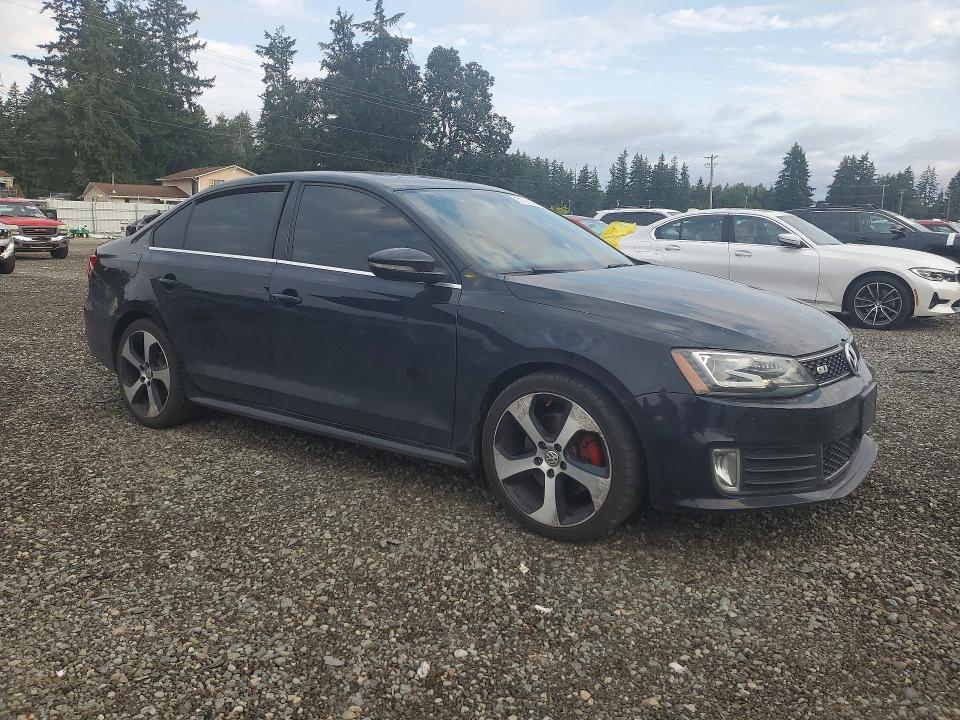 61970556 :رقم المزاد ، 3VW4A7AJ0DM424227 vin ، 2013 Volkswagen Jetta مزاد بيع