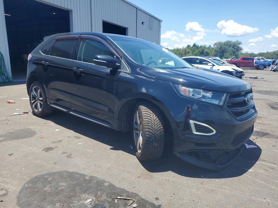 62304456 :رقم المزاد ، 2FMPK4AP4HBB72789 vin ، 2017 Ford Edge مزاد بيع