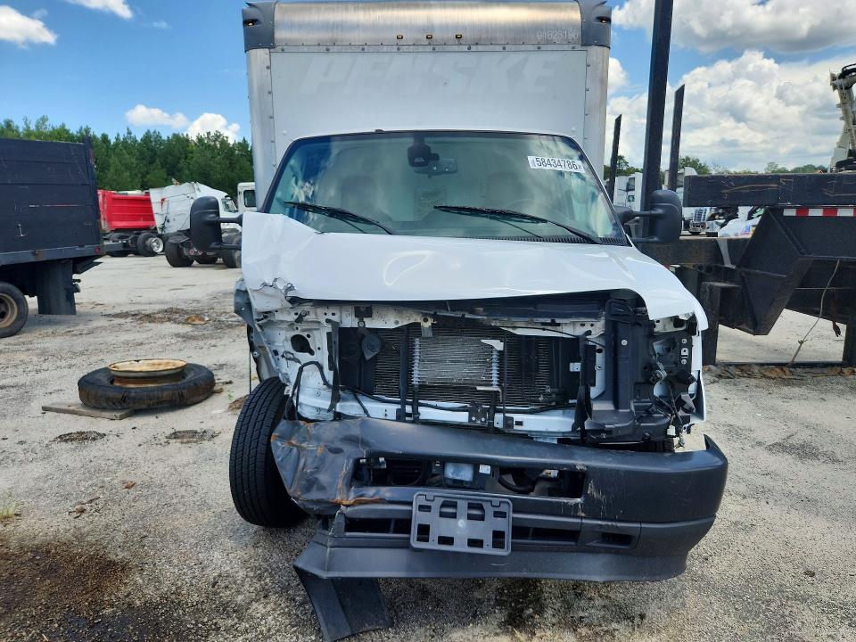 58434786 :رقم المزاد ، 1FDWE3FN7PDD03470 vin ، 2023 Ford Econoline مزاد بيع