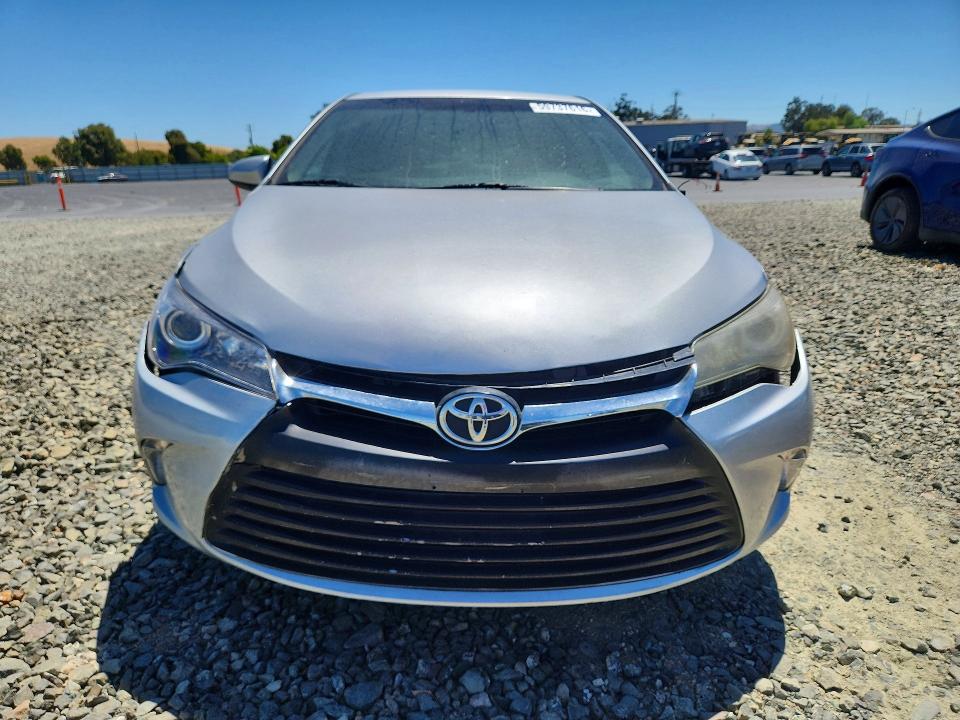 Aukcja sprzedaży 2015 Toyota Camry, vin: 4T4BF1FK5FR453460, numer aukcji: 59737616
