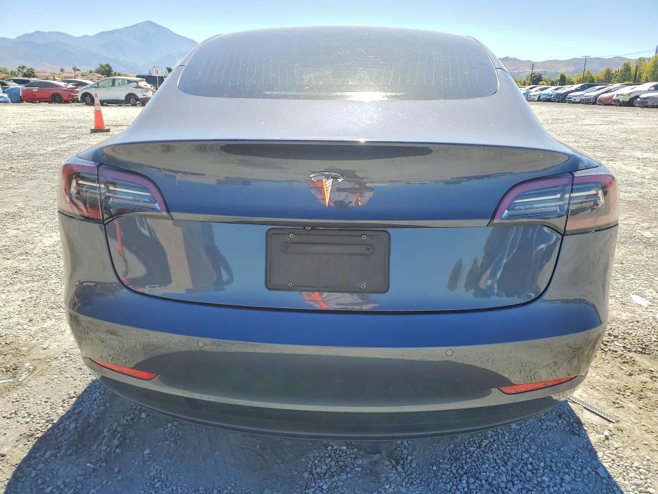 60164396 :رقم المزاد ، 5YJ3E1EA4KF417616 vin ، 2019 Tesla Model 3 مزاد بيع
