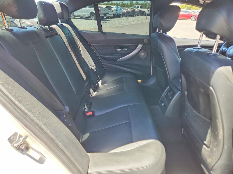 60328536 :رقم المزاد ، WBA3A9C54EF477795 vin ، 2014 Bmw 335 مزاد بيع