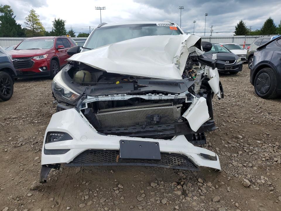 Продажа на аукционе авто 2018 Hyundai Tucson, vin: KM8J3CA46JU668180, номер лота: 63358986