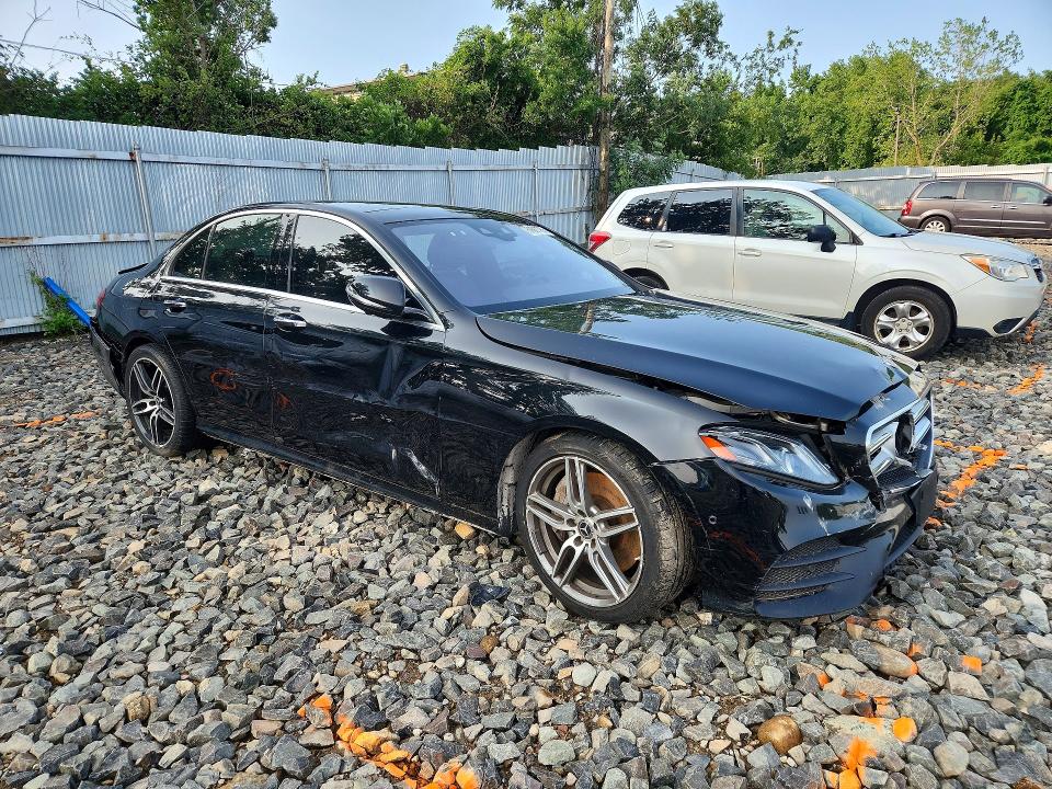 2018 Mercedes-benz E მანქანა იყიდება აუქციონზე, vin: WDDZF4KB0JA414702, აუქციონის ნომერი: 61667726