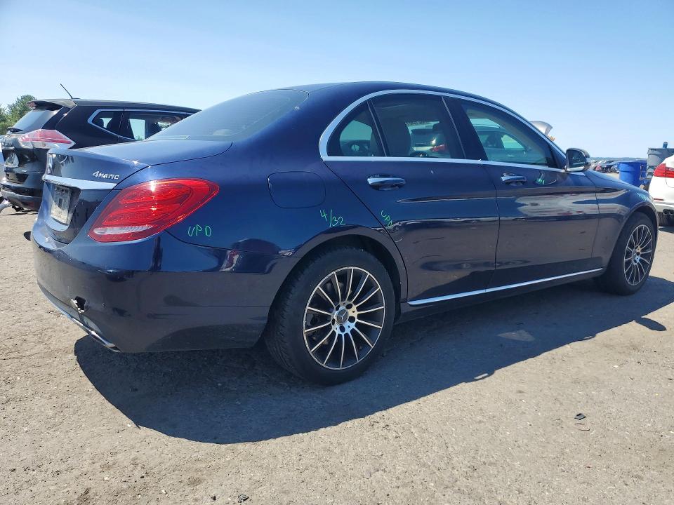 2015 Mercedes-benz C მანქანა იყიდება აუქციონზე, vin: 55SWF4KB2FU038918, აუქციონის ნომერი: 62138196