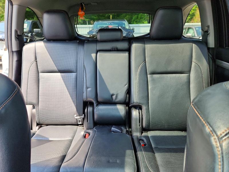 Продаж на аукціоні авто 2018 Toyota Highlander, vin: 5TDDZRFH8JS854497, номер лоту: 62285456